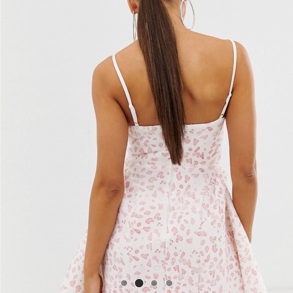 ASOS DESIGN smudge print mini dress with origami Skirt Size 4 - Picture 3 of 4